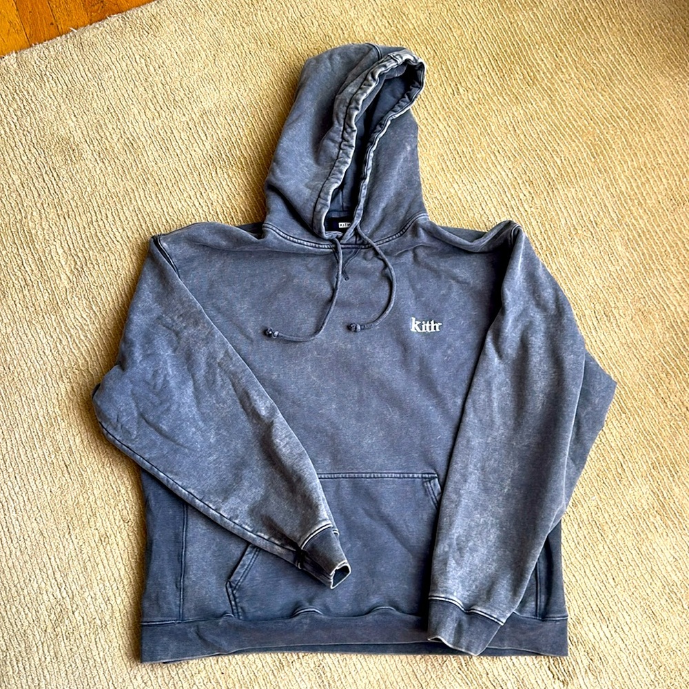 Kith heavyweight hoodie in acid wash. Brand new condition.